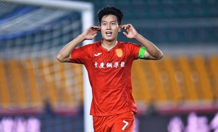 包含即时盘口官方公布最新积分榜，悬念再起的词条