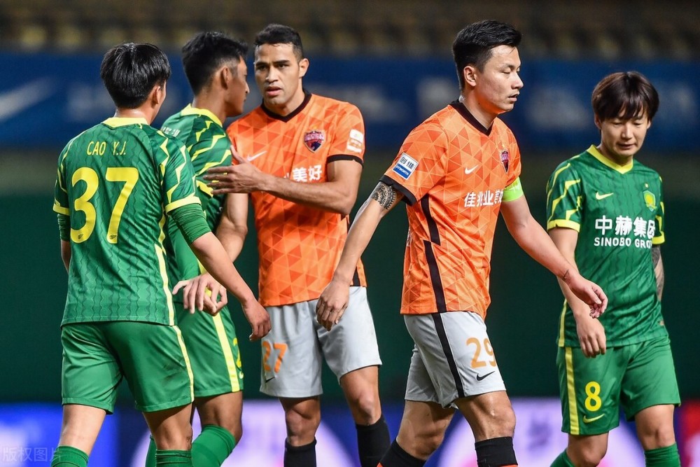 包含即时盘口官方公布最新积分榜，悬念再起的词条