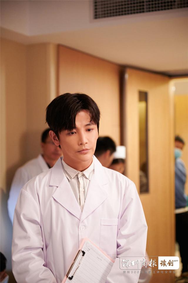 终极之夜！冰球冠军悬念即将揭晓