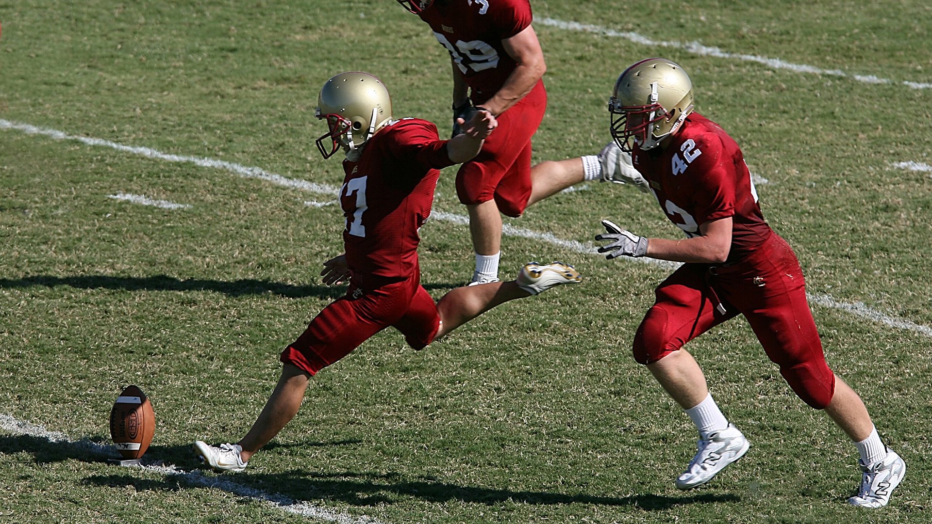 疾速之夜，当F1引擎轰鸣遇见字母哥统治攻防